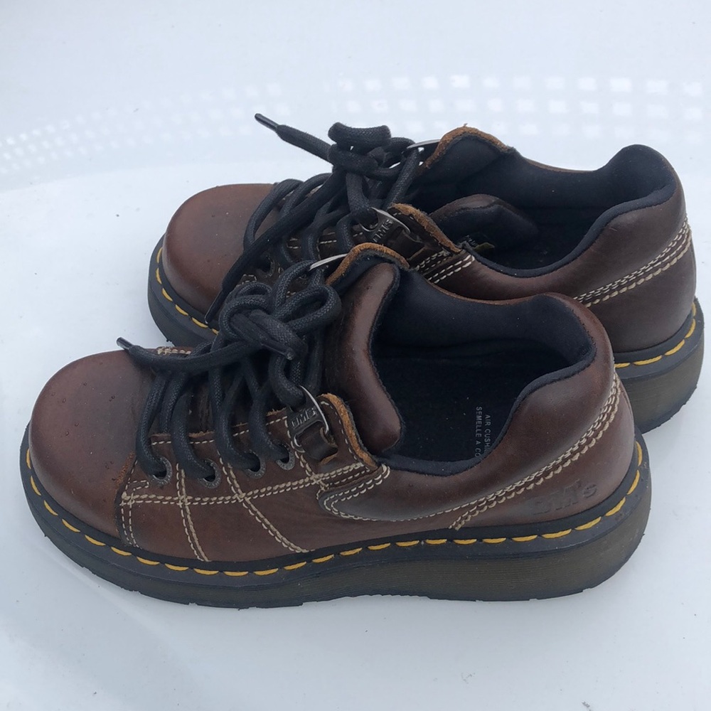 women’s shoes